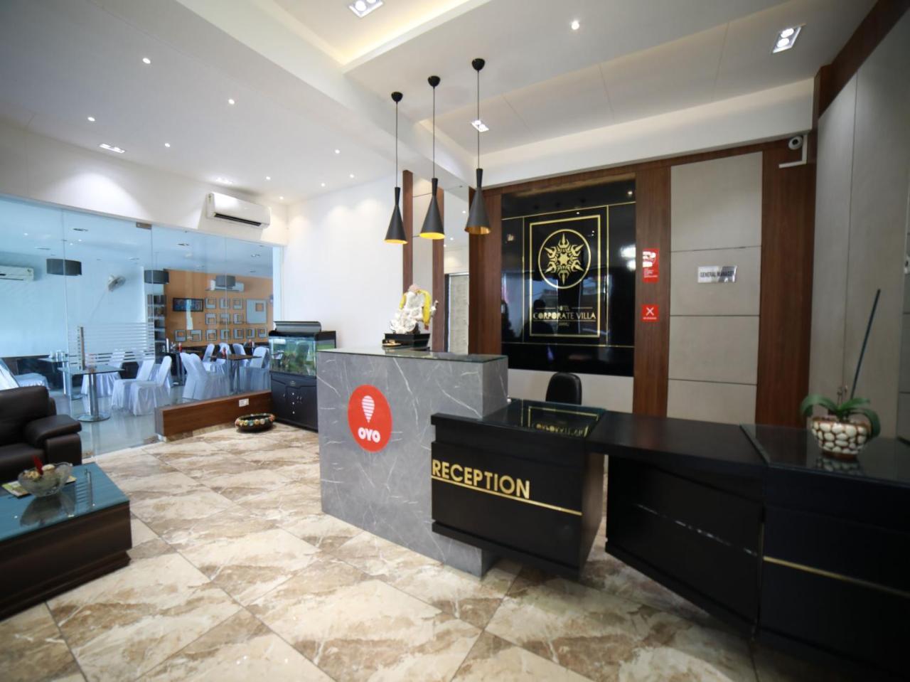 Oyo 15561 Corporate Villa Jammu Esterno foto